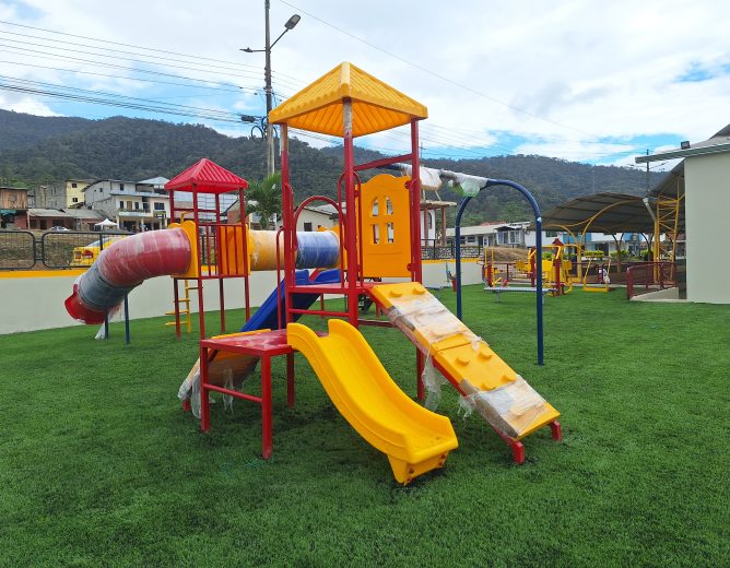 TUNDAYME CUENTA CON UN RENOVADO PARQUE INFANTIL