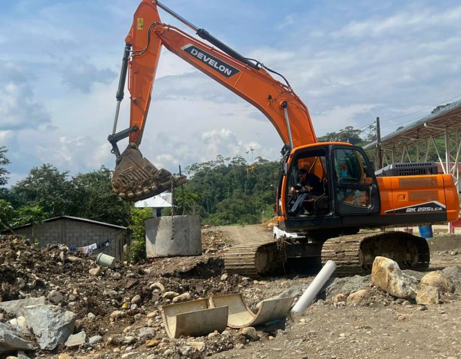 ALCALDÍA TRABAJA EN LA DOTACIÓN DE ALCANTARILLADO SANITARIO PARA KUNKI