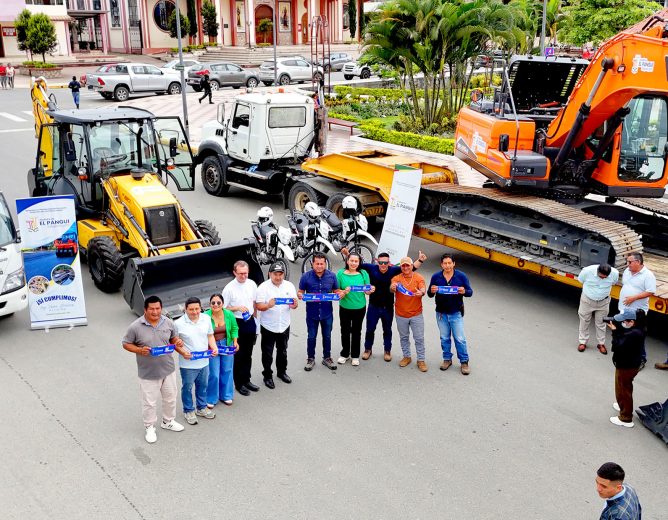 MÁS MAQUINARIA NUEVA PARA EL PANGUI